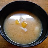 薩摩芋と蓮根の味噌汁